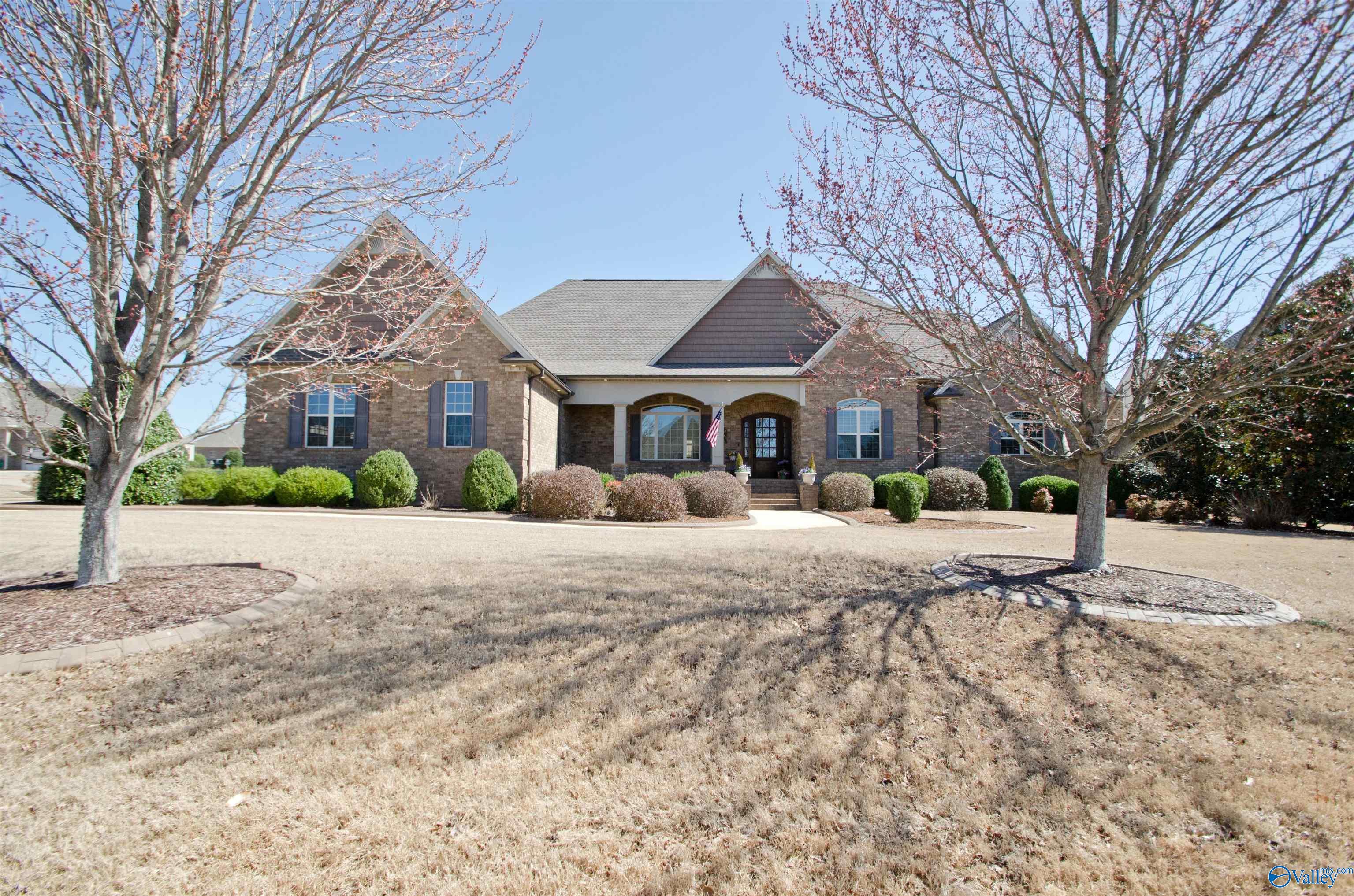 12351 Elmhurst Drive, Athens, Alabama image 1