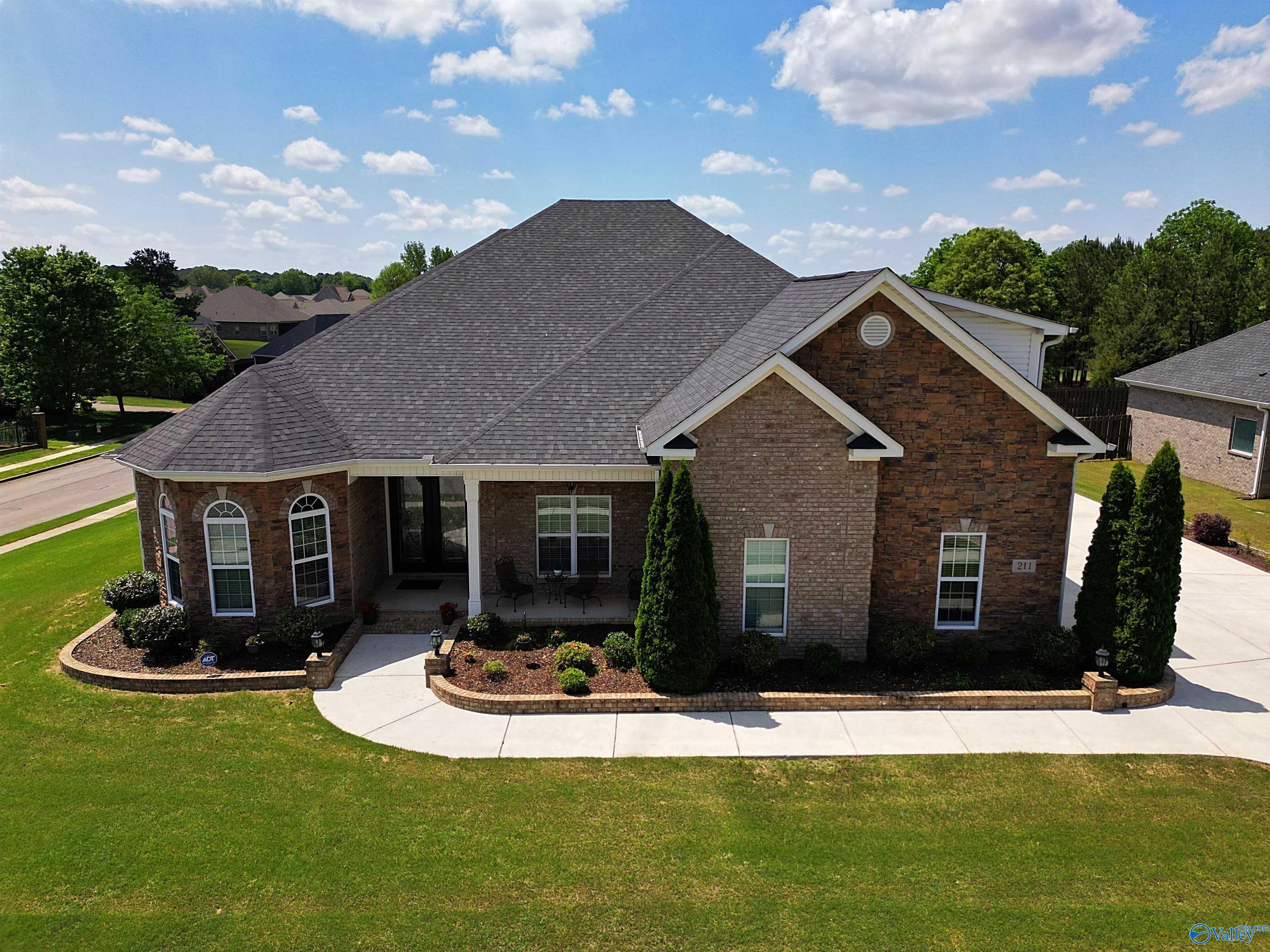 211 Woodgrove Drive, Madison, Alabama image 50