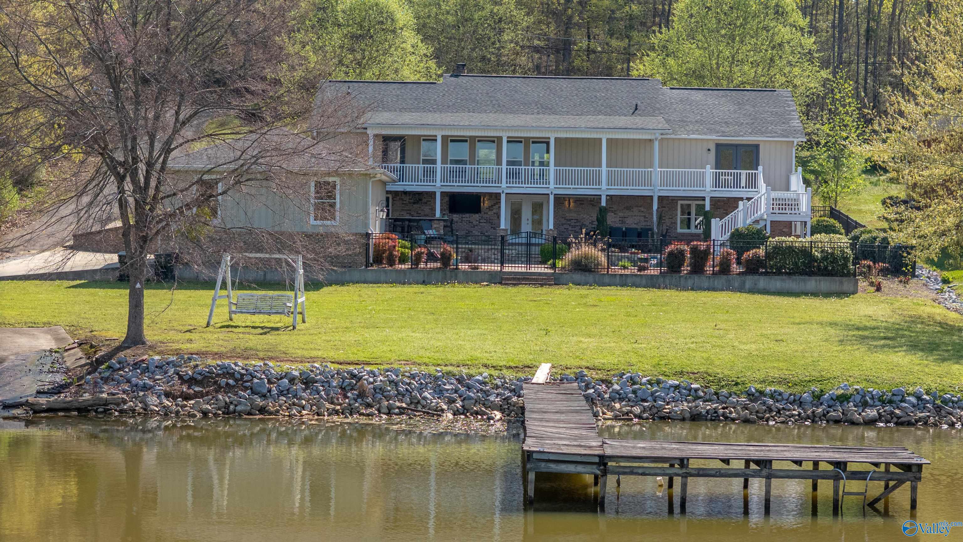 806 East Haven Drive, Gadsden, Alabama image 3