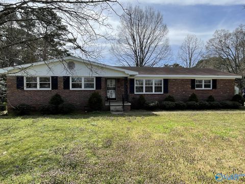 Homes For Sale - 8413 Old Madison Pike<br/> Madison, AL 35758