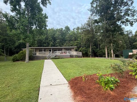 Mobile Home For Sale - 1501 Dogwood Lane<br/> Ashville, AL 35953