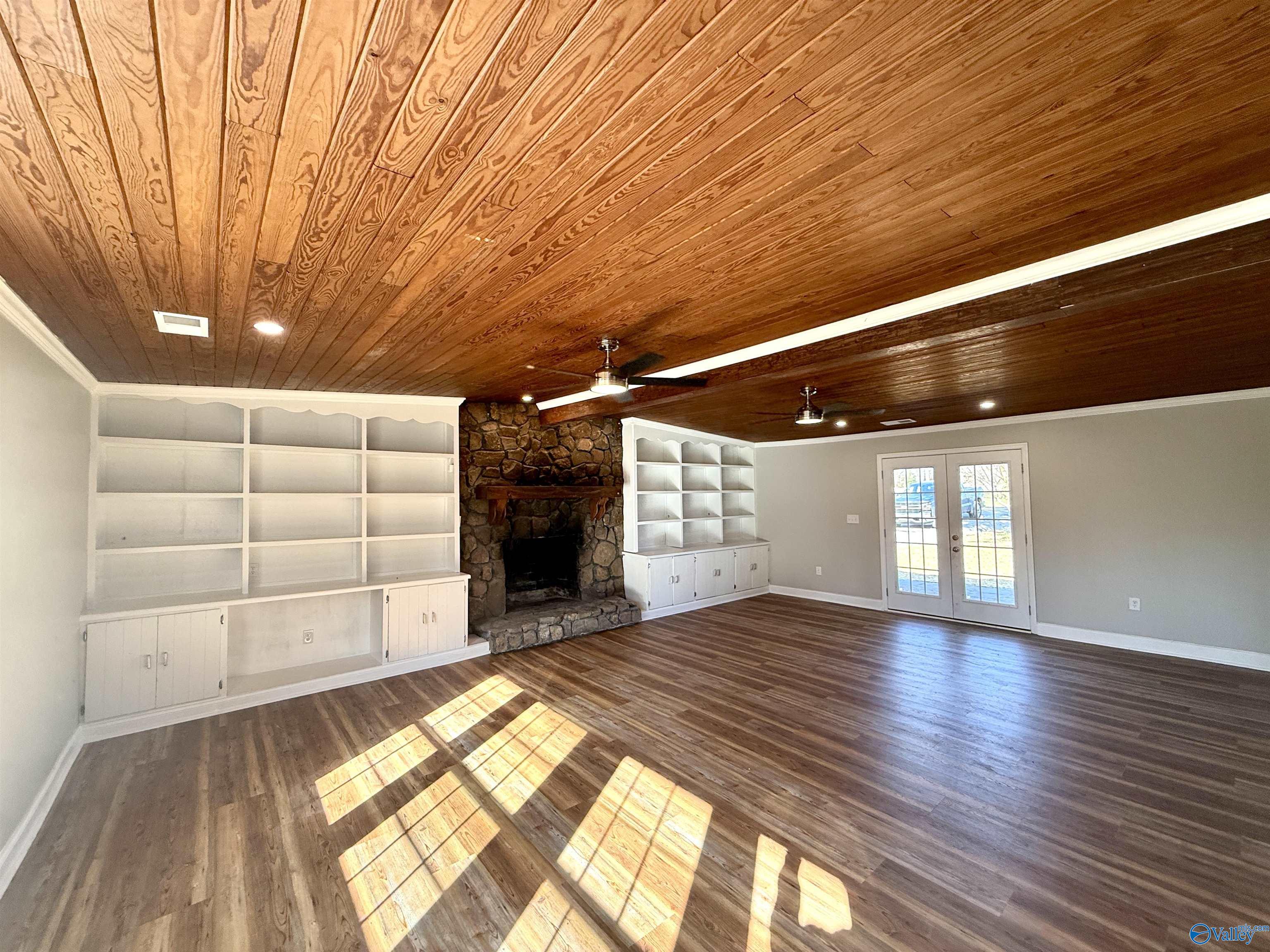 1617 Pleasant Valley Road, Rainbow City, Alabama image 3