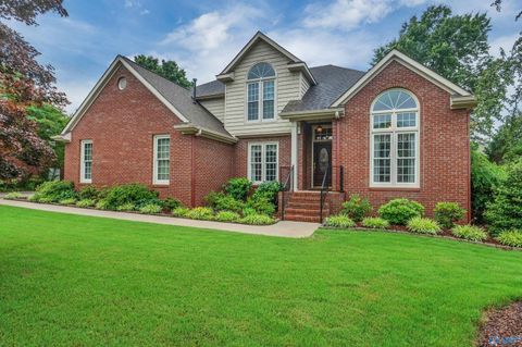Homes For Sale - 109 Coatbridge Lane<br/> Madison, AL 35758