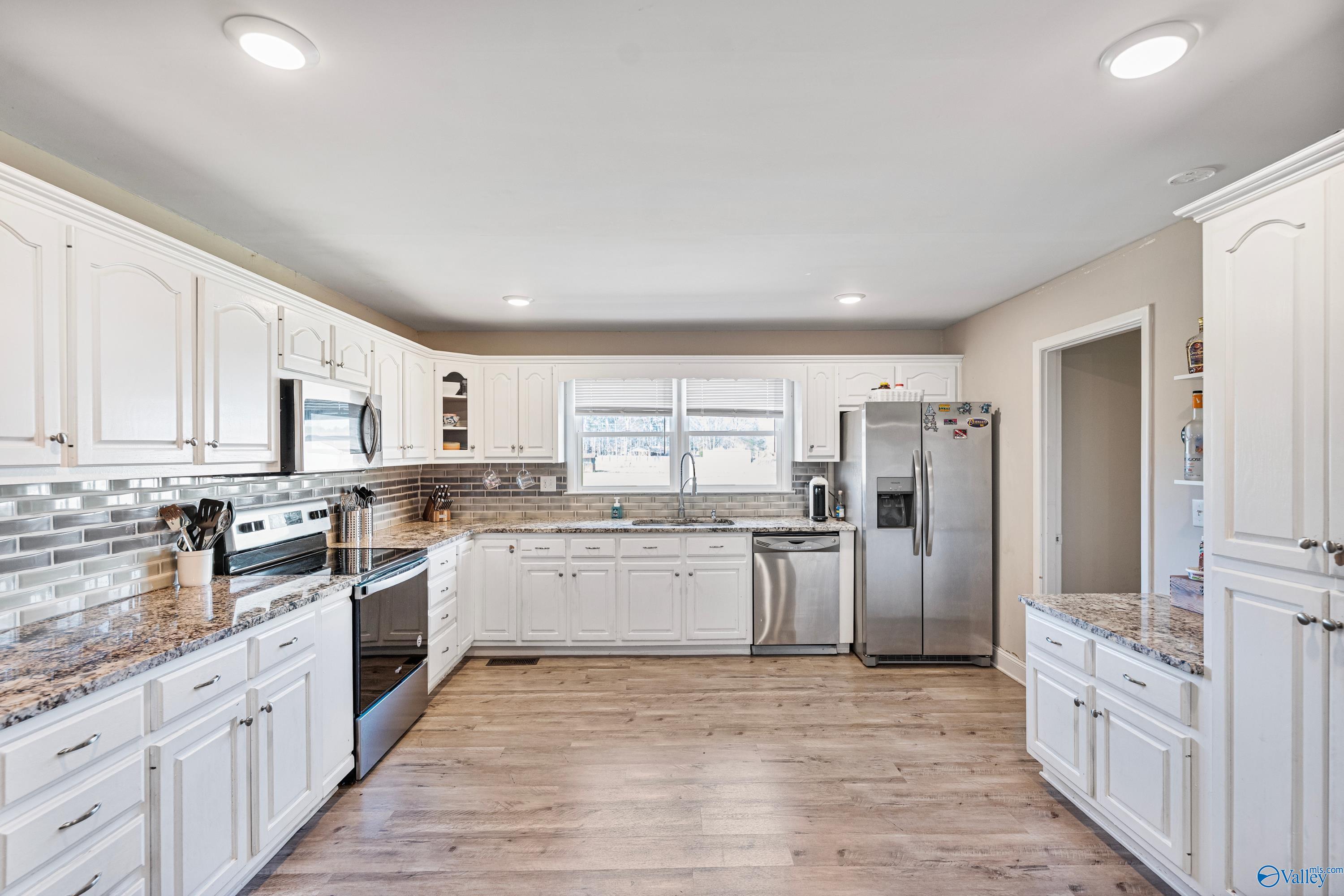 639 Vaughn Bridge Road NW