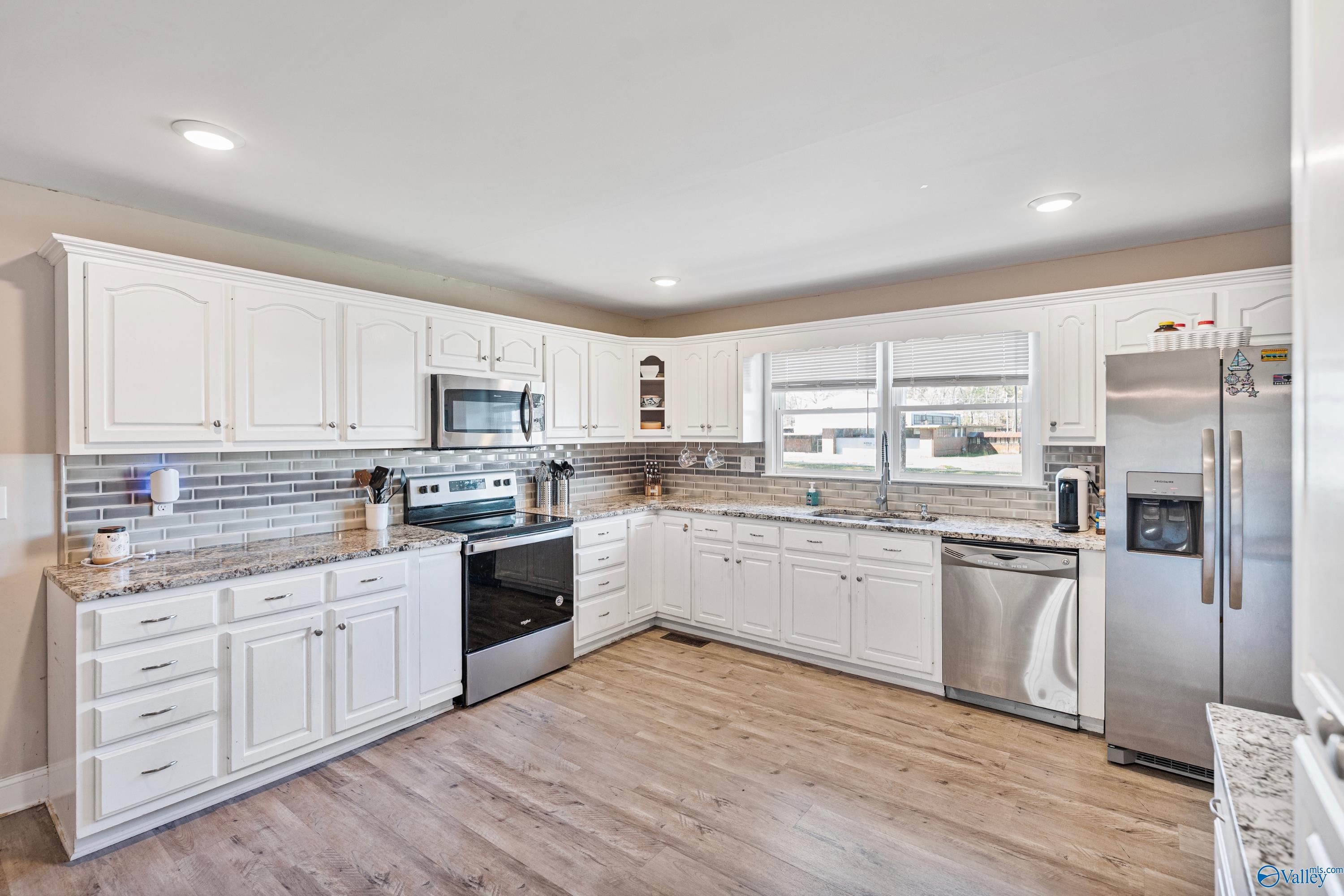 639 Vaughn Bridge Road NW