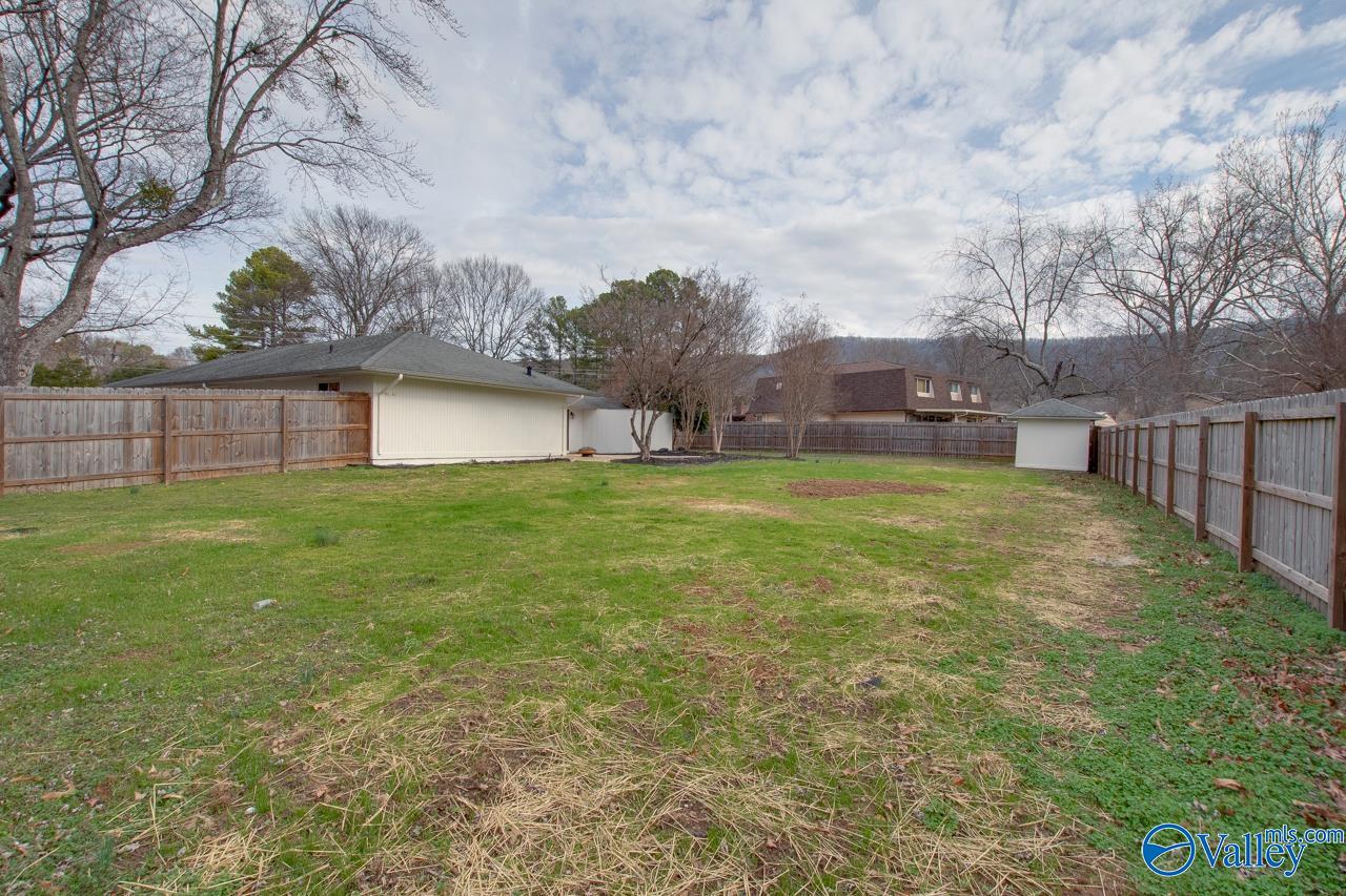 2100 Woodmore Drive, Huntsville, Alabama image 30