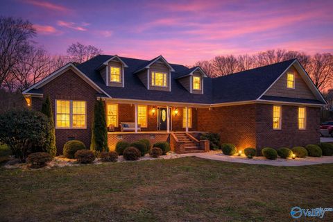 Photo of 661 Terrell Road, Altoona, AL 35952 (MLS # 21912960)