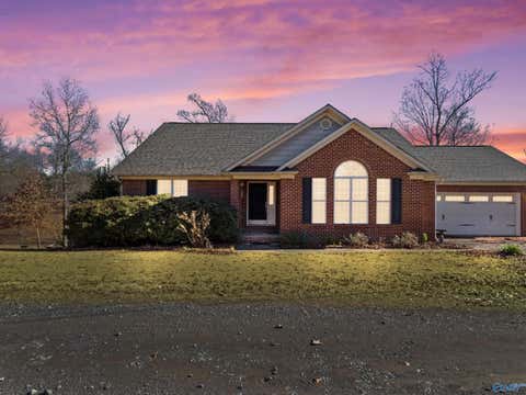Homes For Sale - 50 Pendleton Drive<br/> Marshall County, Guntersville, AL 35976