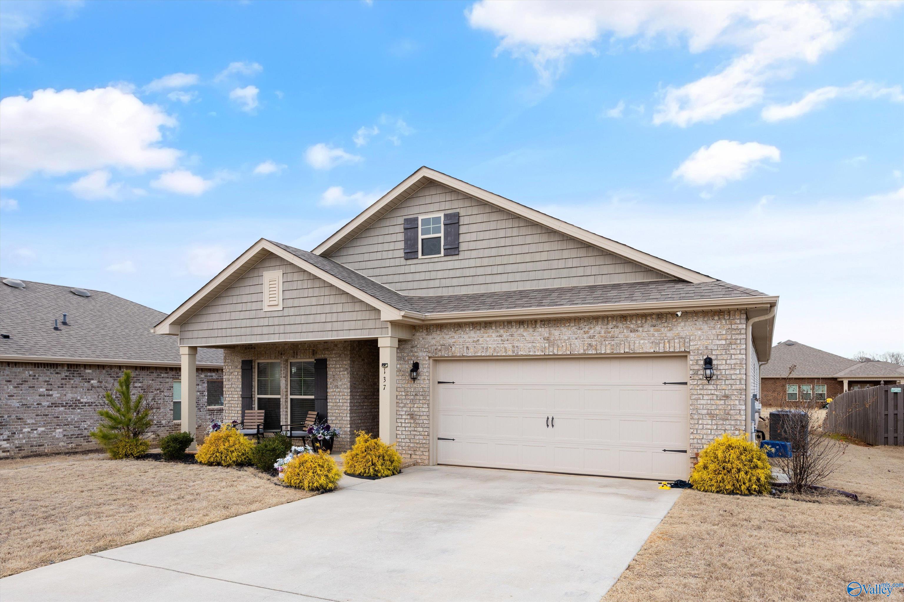 137 Sunlit Grove Drive, Harvest, Alabama image 5