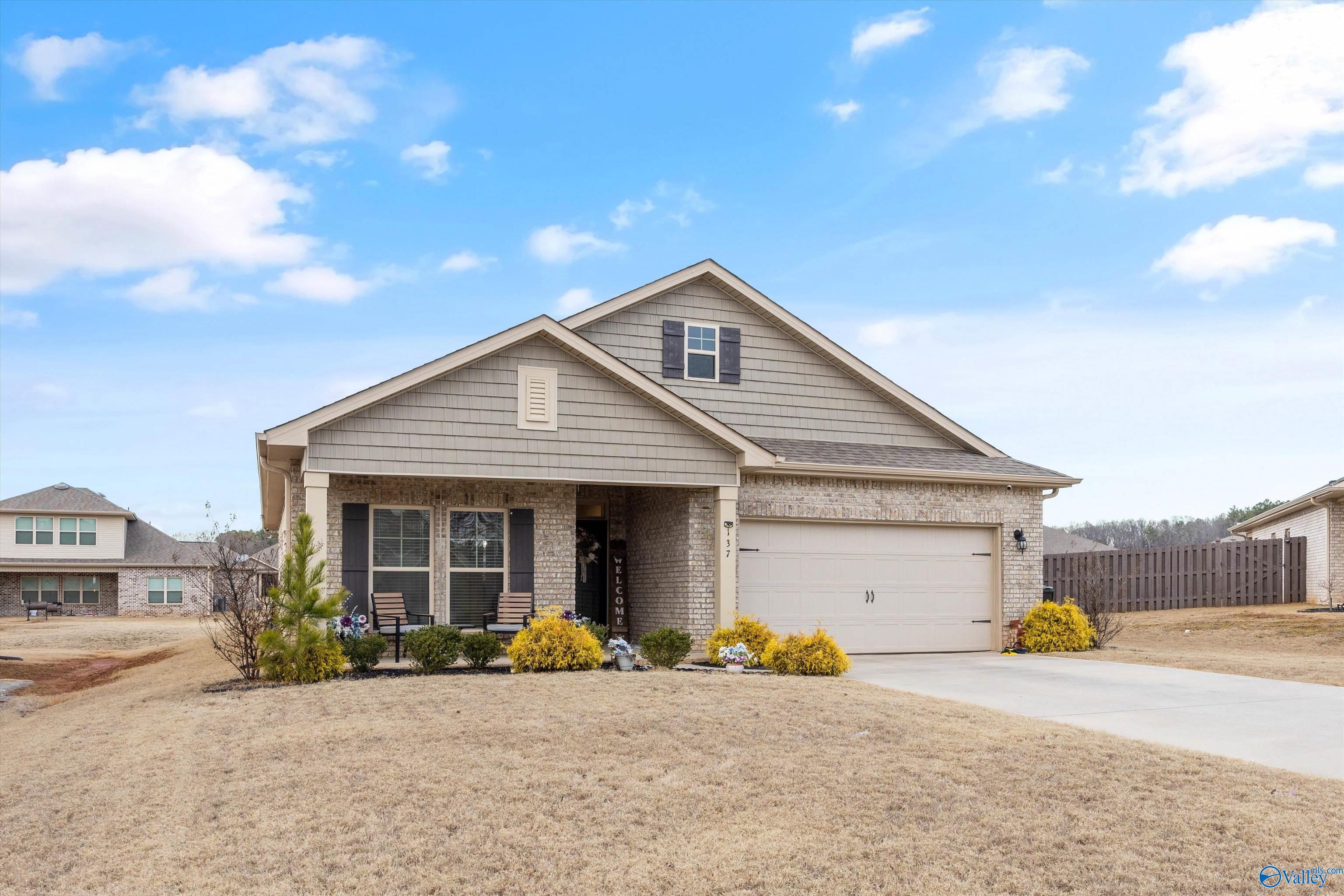 137 Sunlit Grove Drive, Harvest, Alabama image 4