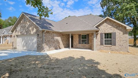 Photo of 24941 7th Street, Ardmore, AL 35739 (MLS # 21909516)