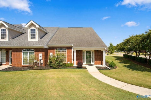 Townhouse For Sale - 201 Cork Alley<br/> Madison, AL 35758