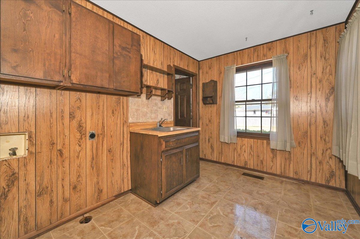 305 Sunset Street, Hartselle, Alabama image 19