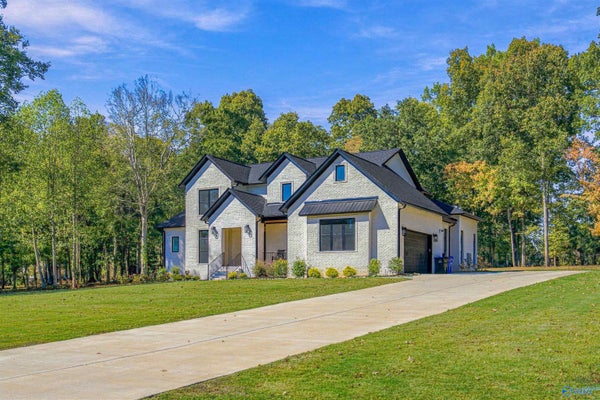 20907 JEREMIAH LN, ATHENS, AL 35611 - Image 7fb4ba7f67a55552a54de475eecb005e/3923347387