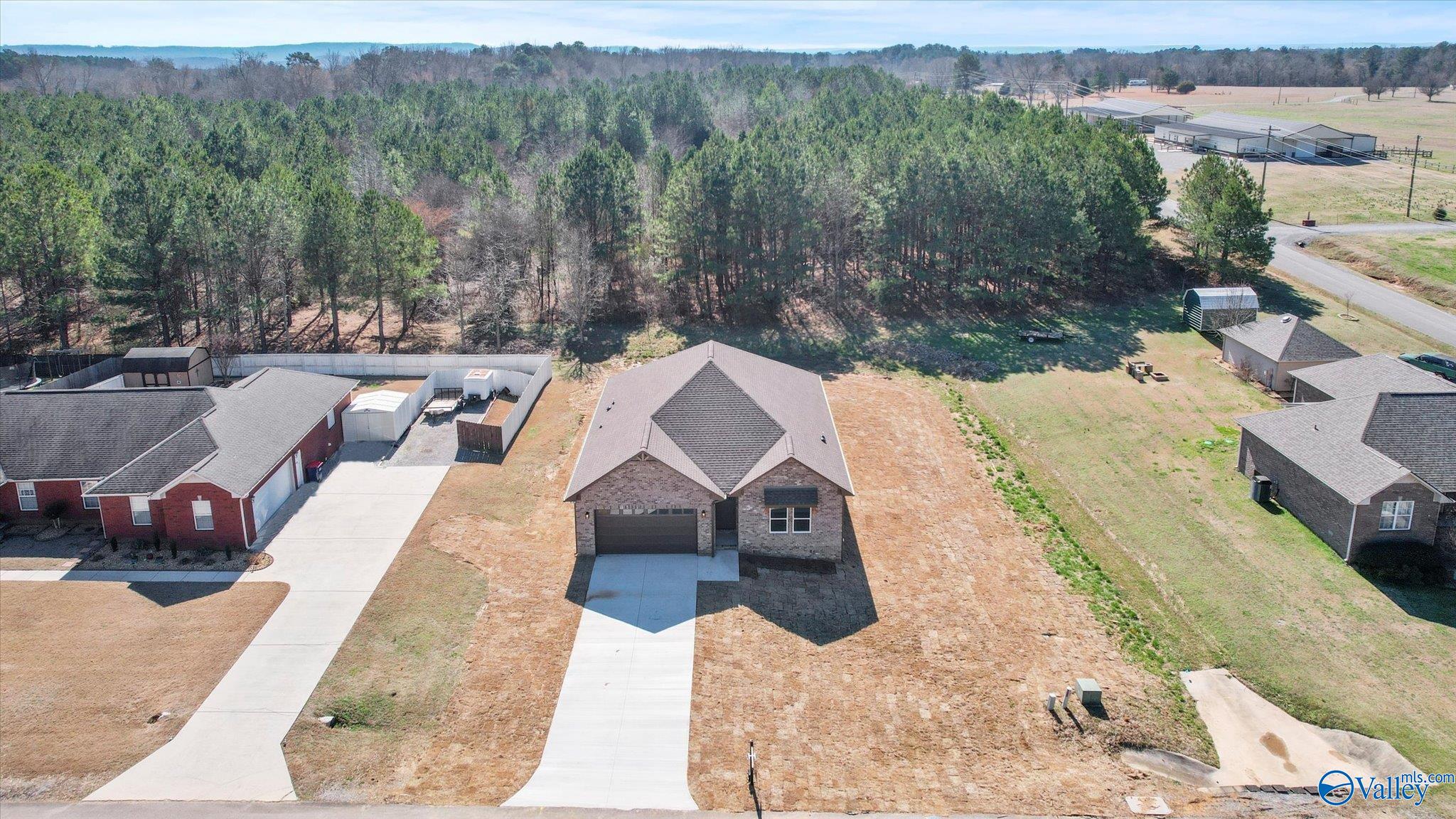 13 Kaylee Loop Road, Hartselle, Alabama image 2