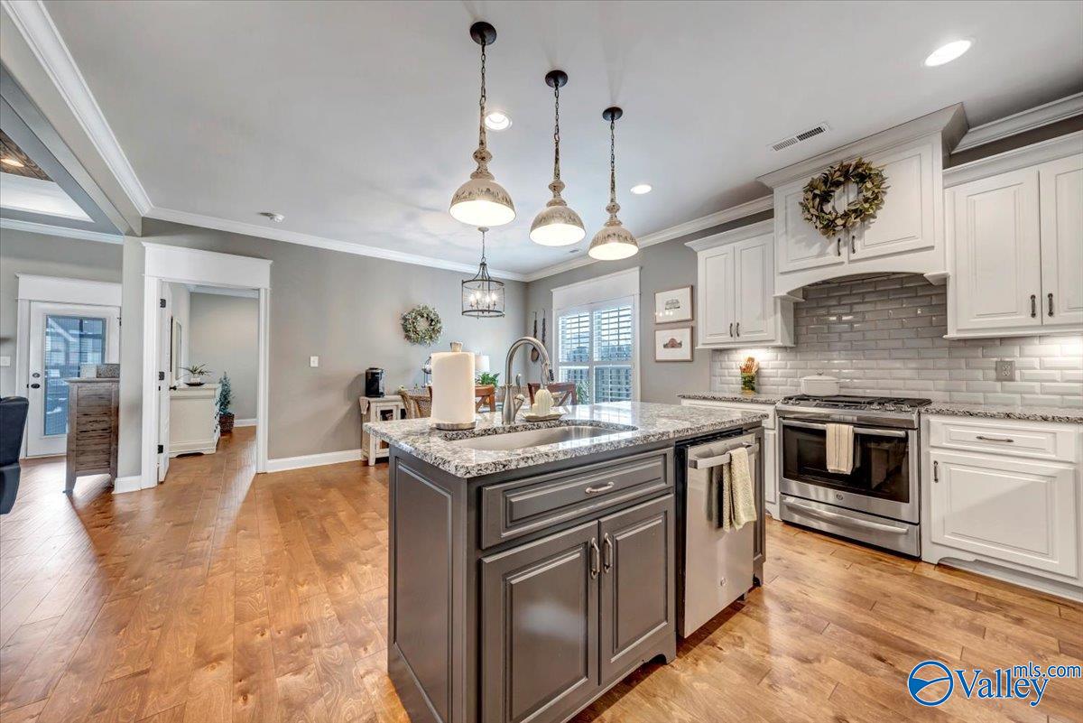 24193 Beacon Circle, Athens, Alabama image 11
