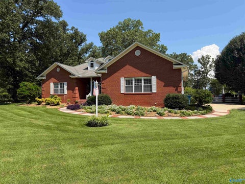 Homes For Sale - 4636 Spruce Street<br/> Cedar Bluff, AL 35959