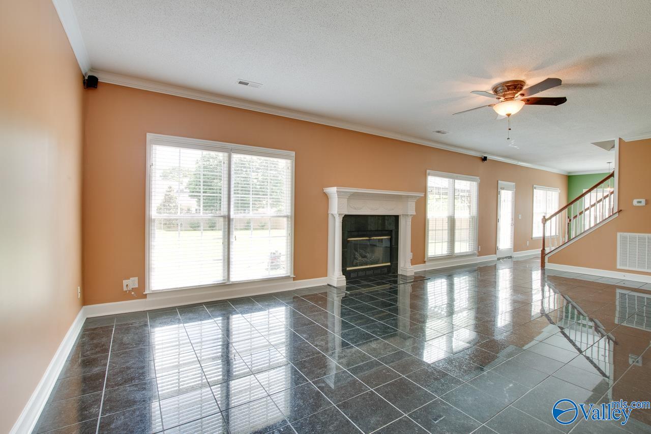 206 Cheval Circle, Brownsboro, Alabama image 3
