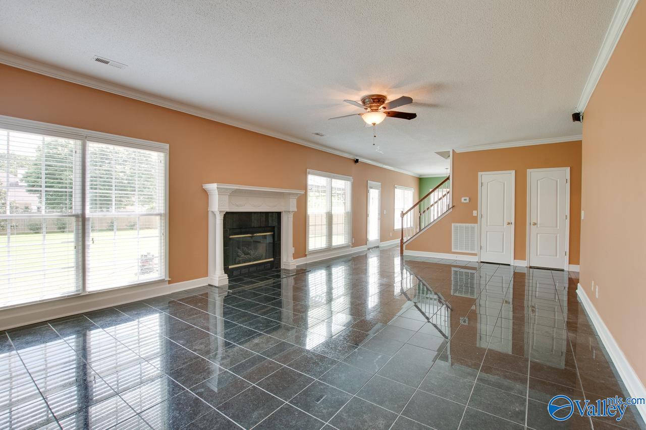 206 Cheval Circle, Brownsboro, Alabama image 5