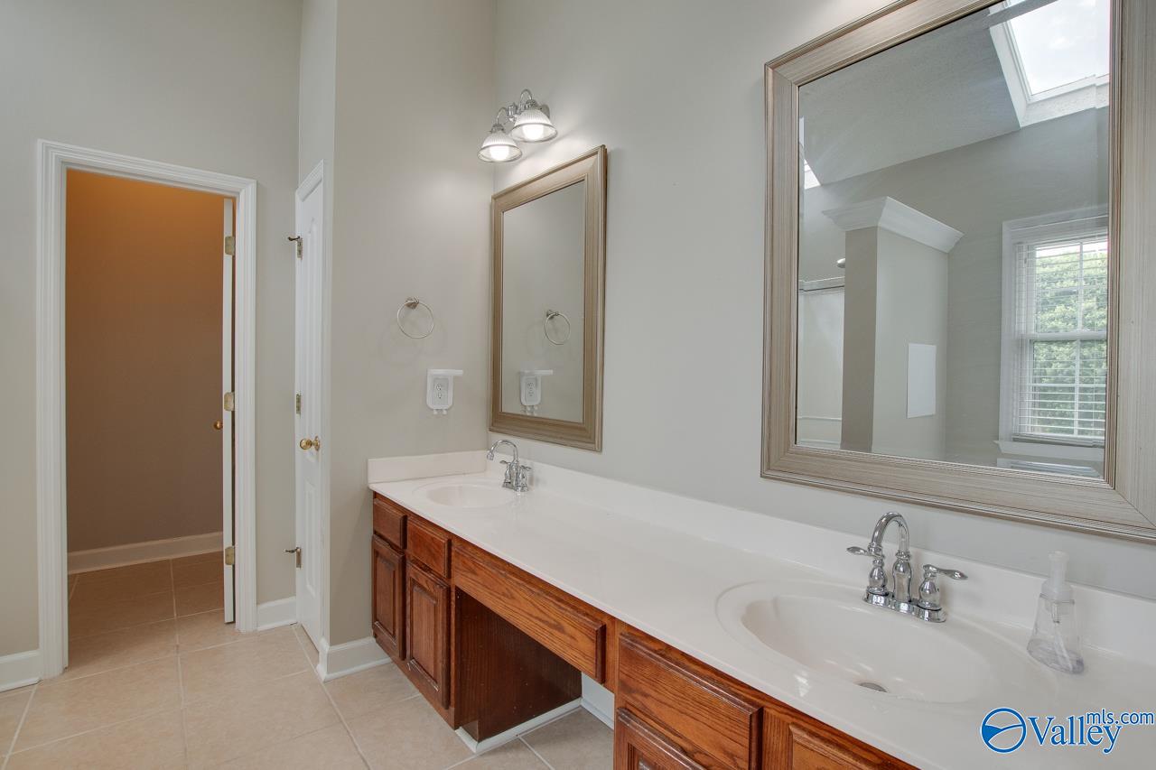 206 Cheval Circle, Brownsboro, Alabama image 39