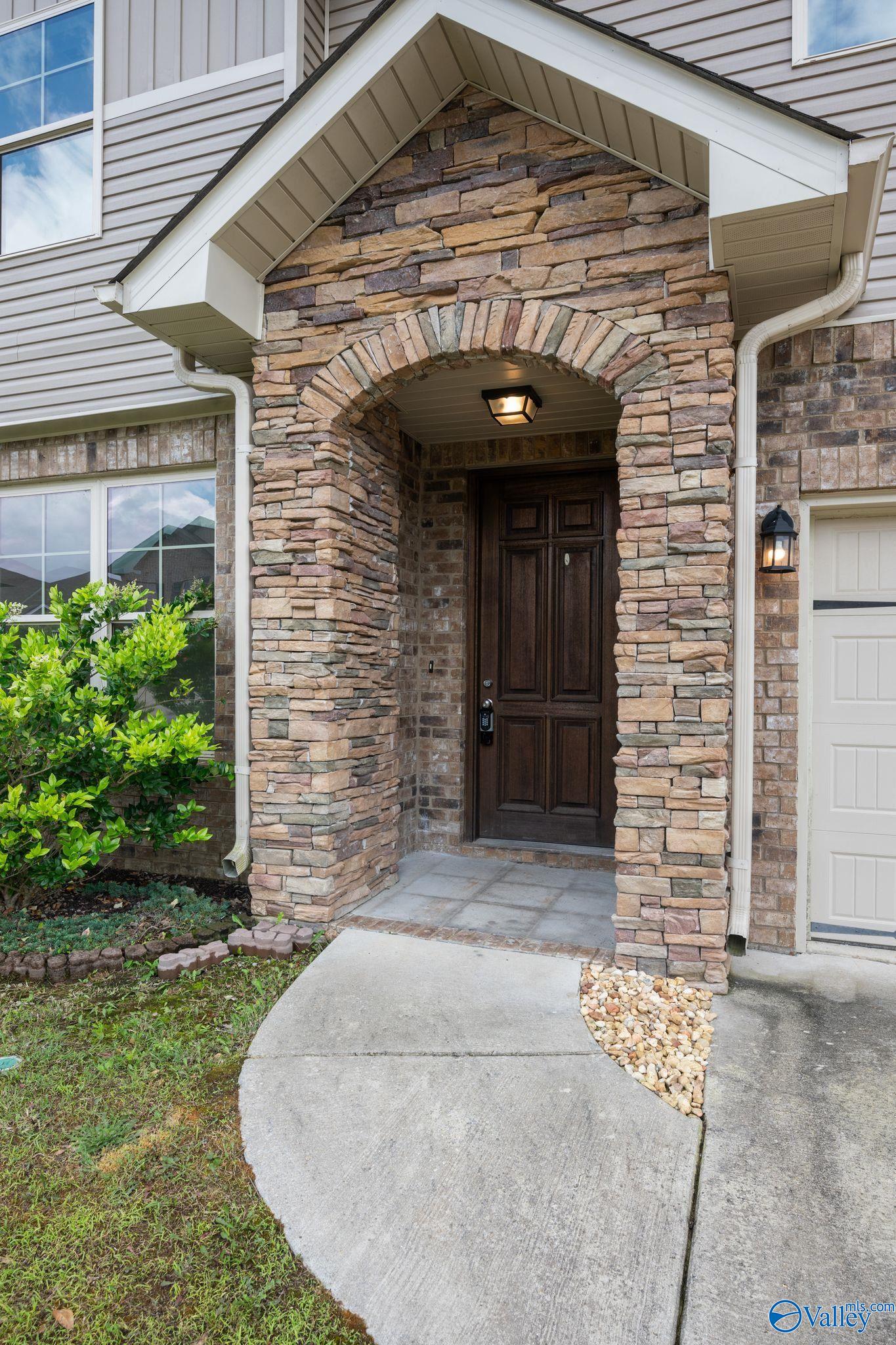 700 Magnolia Place Lane, Hartselle, Alabama image 4