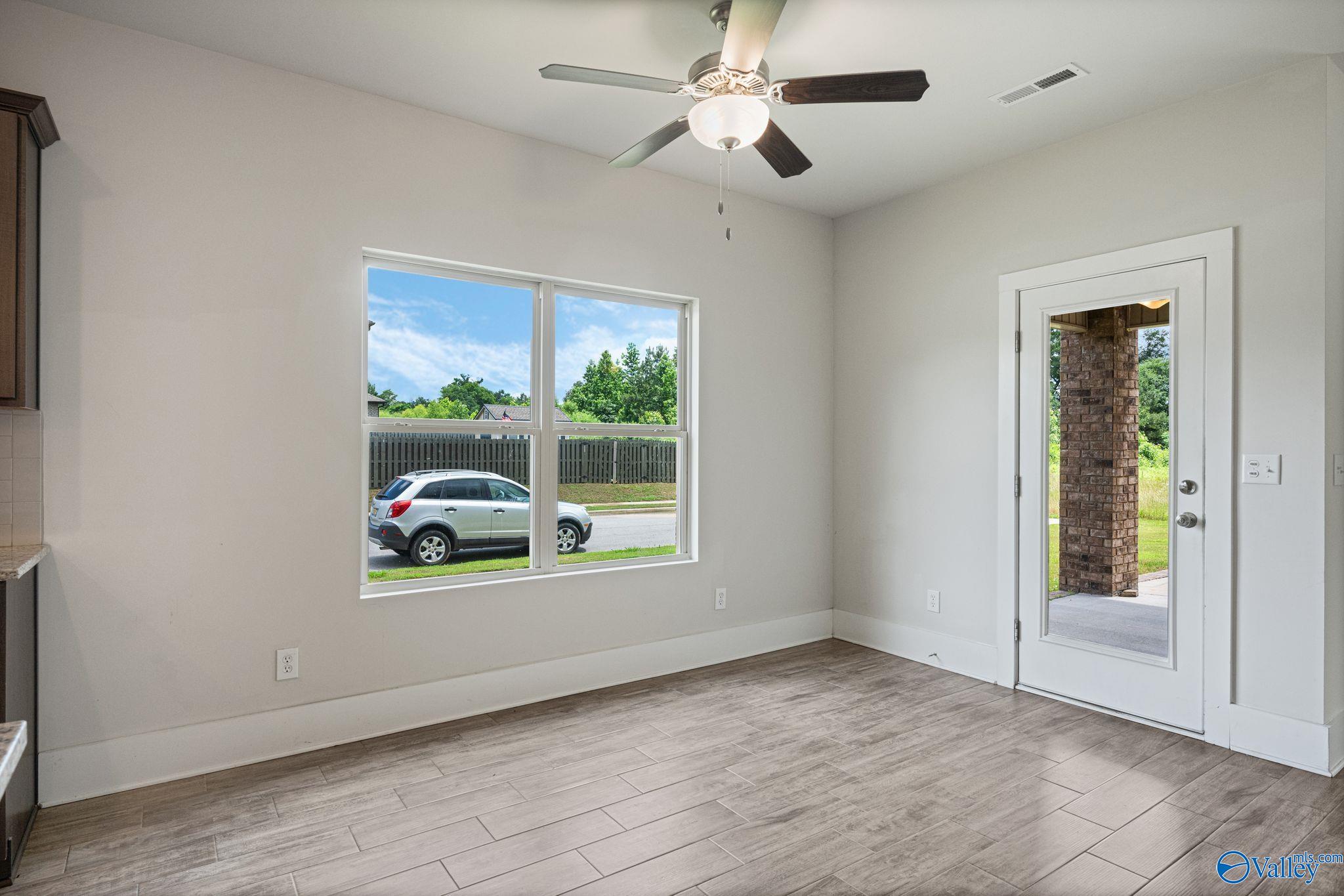 700 Magnolia Place Lane, Hartselle, Alabama image 11