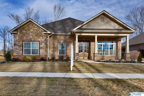 Homes For Sale - 6604 NW Abington Glen Drive<br/> Madison, AL 35757