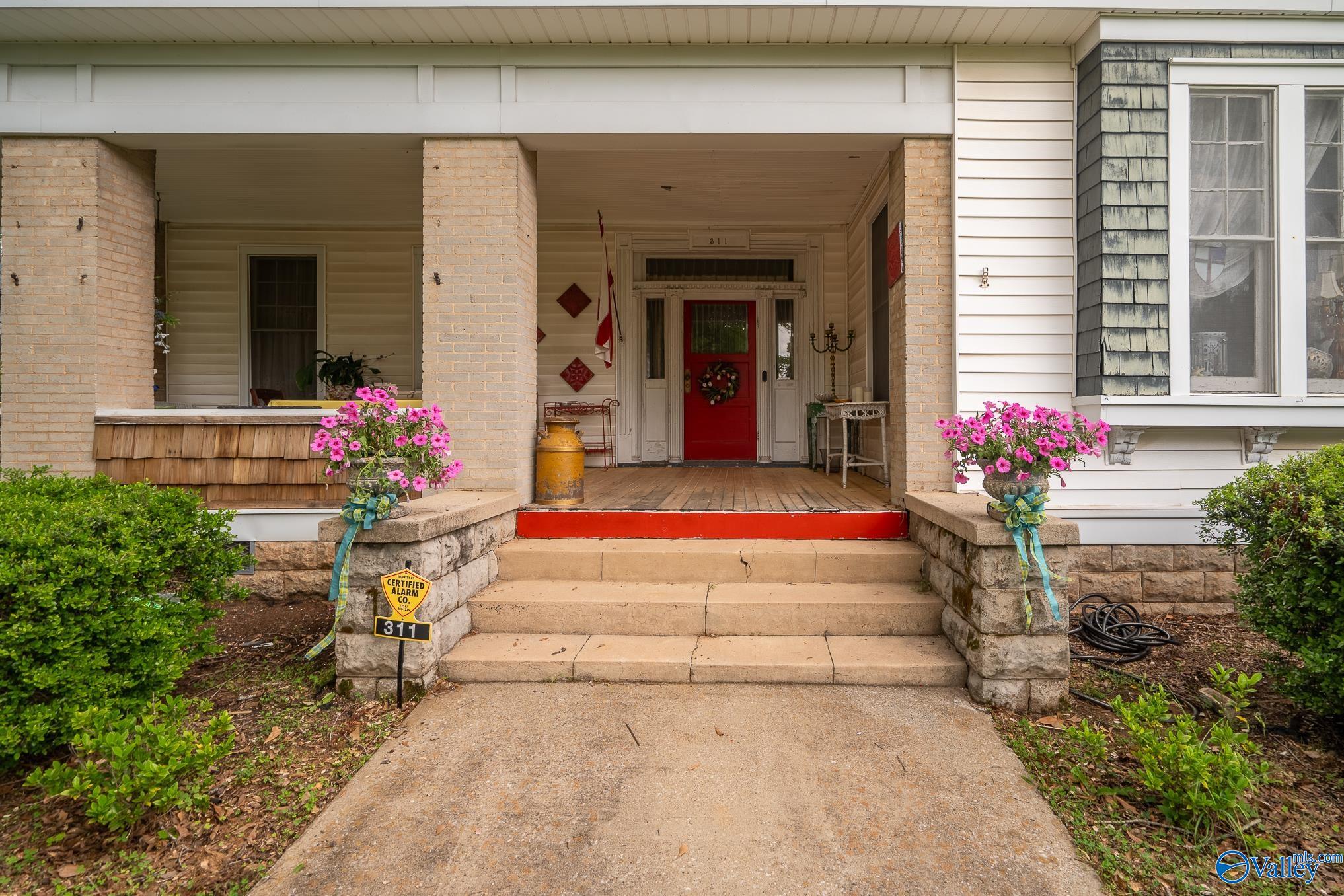 311 E 6th Street, Tuscumbia, Alabama image 4