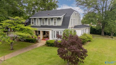 Homes For Sale - 311 E 6th Street<br/> Tuscumbia, AL 35674