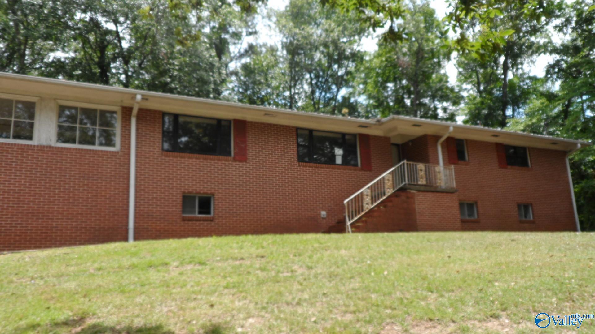 137 Nottingham Road, Rainbow City, Alabama image 1