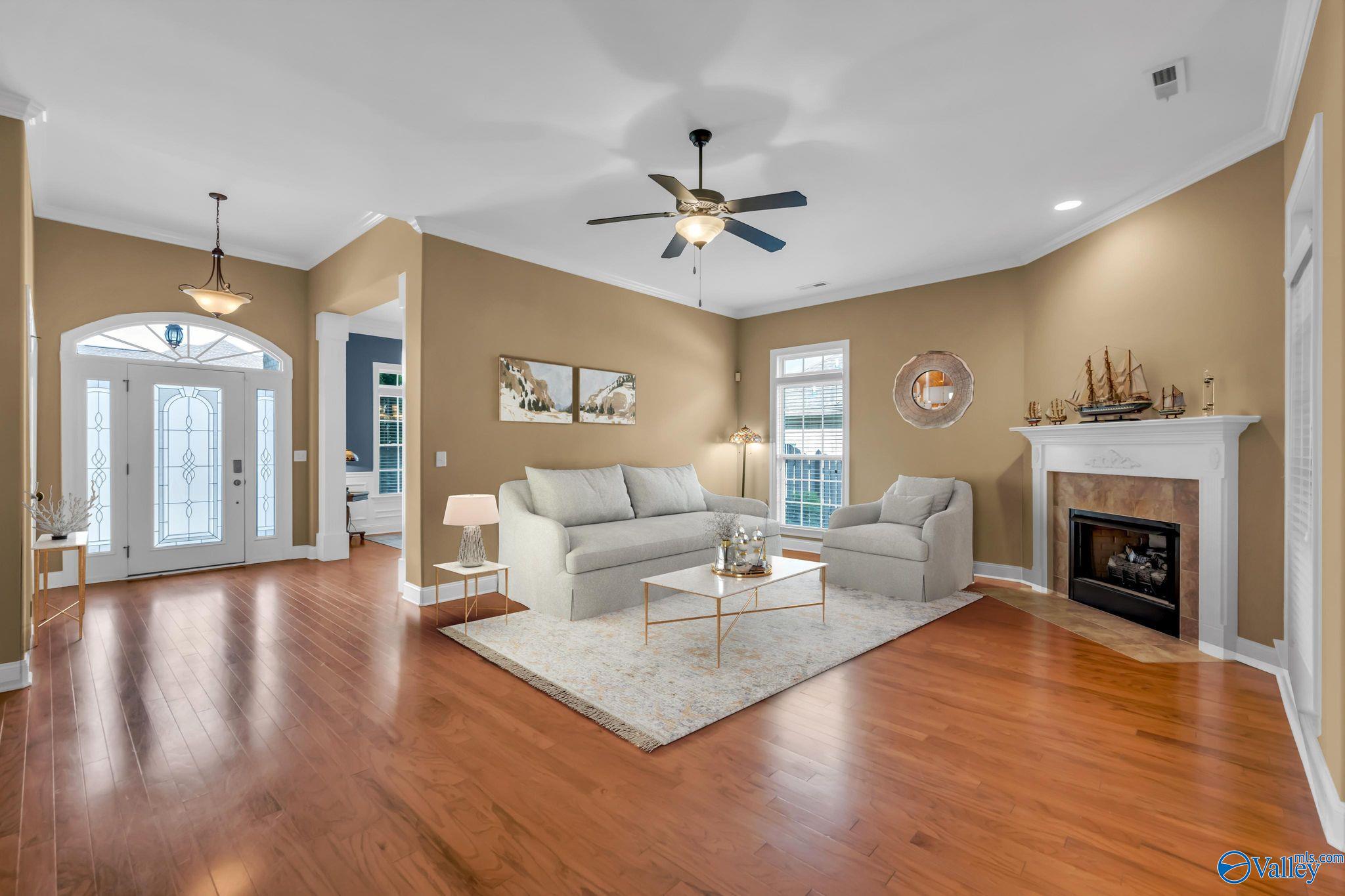 Huntsville, Alabama 35806, United States, 3 Bedrooms Bedrooms, ,2 BathroomsBathrooms,Residential,Pending,182543