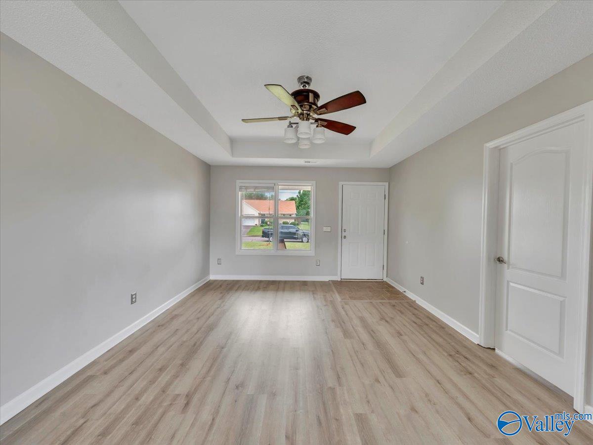 323 Earnhardt Drive, New Market, Alabama image 9