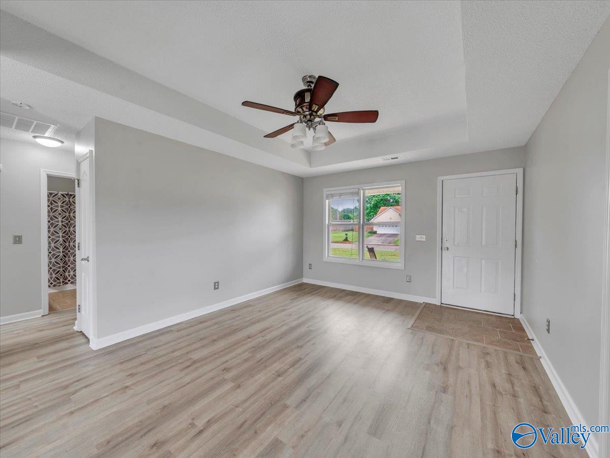323 Earnhardt Drive, New Market, Alabama image 7