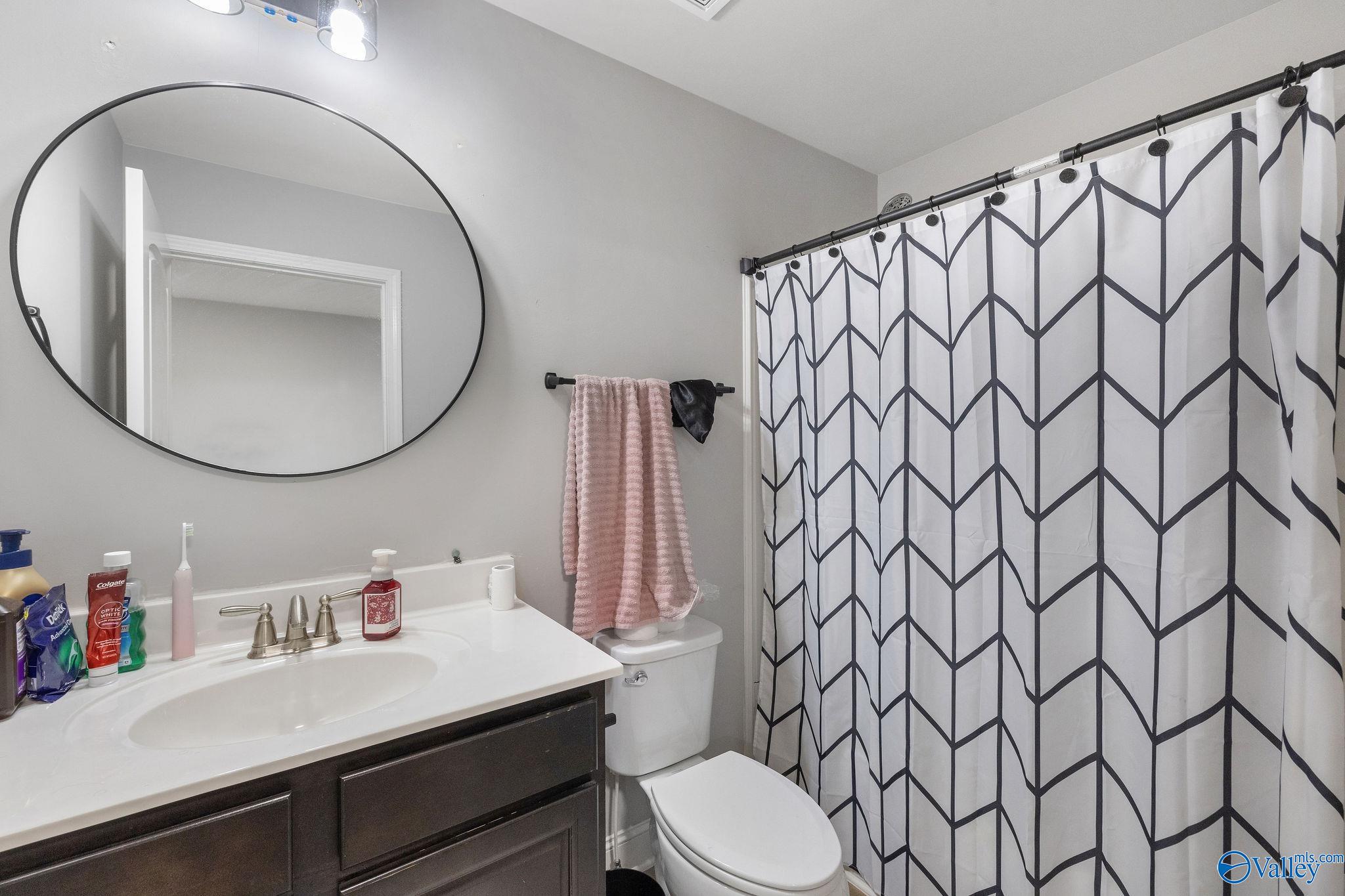 612 River Landing Blvd