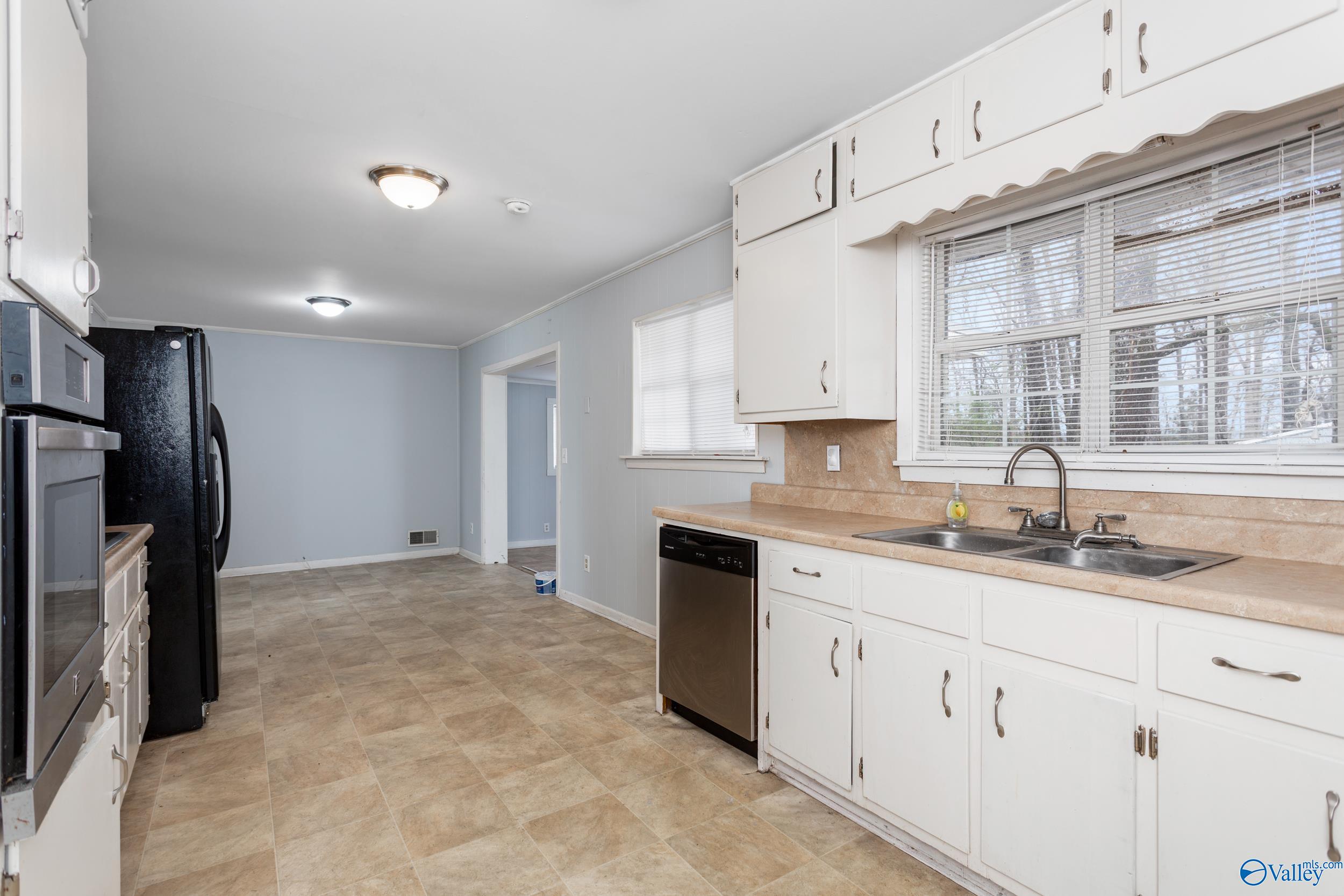 5298 Main Street, Hokes Bluff, Alabama image 11