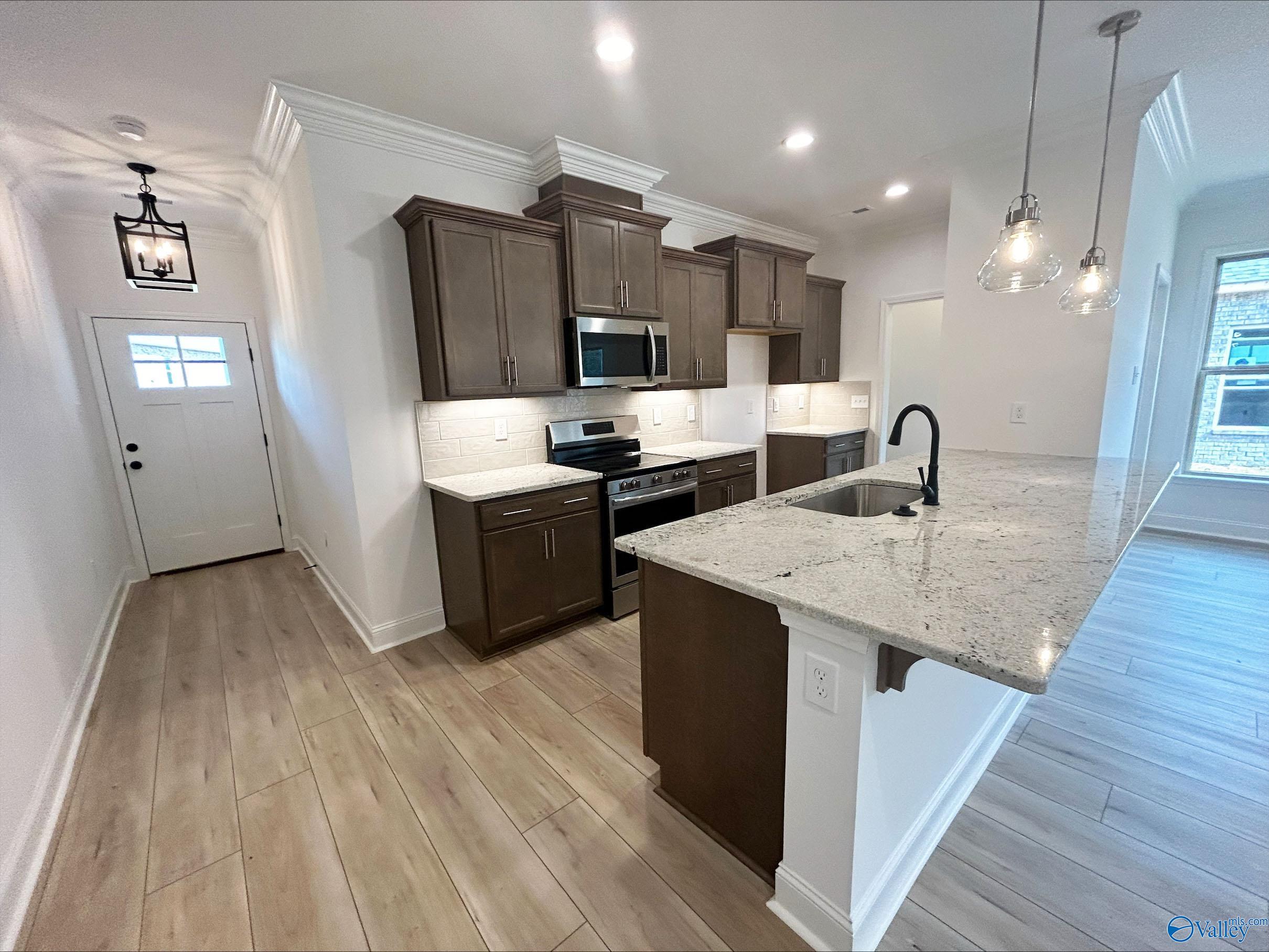 15601 Mizewell Lane, Harvest, Alabama image 2
