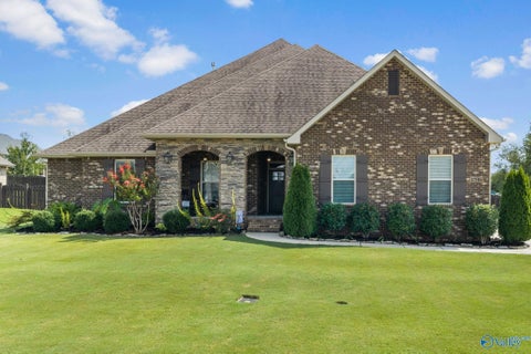Homes For Sale - 17516 Watercress Drive<br/> Limestone County, Athens, AL 35611