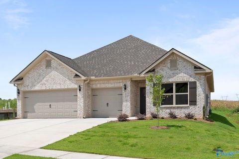 Homes For Sale - 186 Pennington Avenue<br/> Huntsville, AL 35811