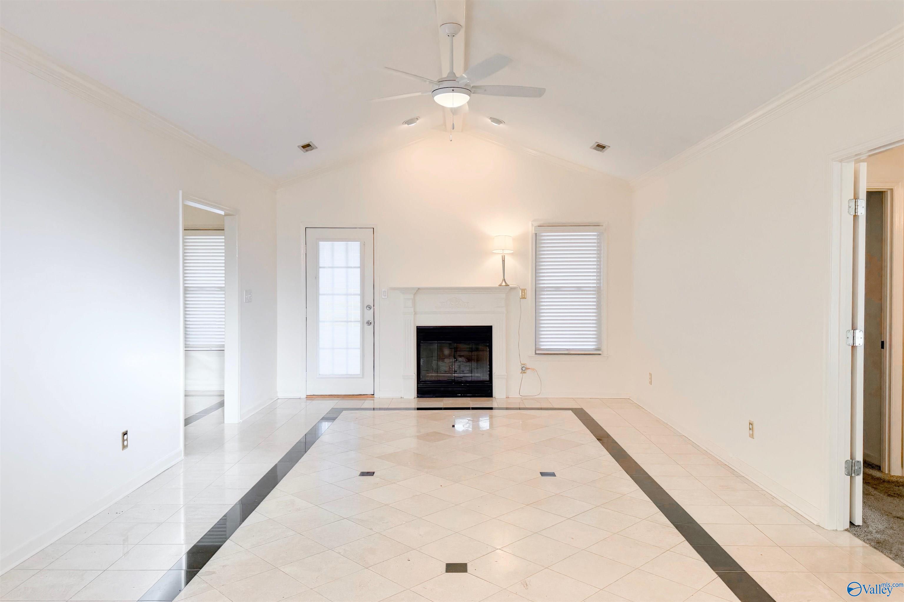 1504 Chestnut Grove SW