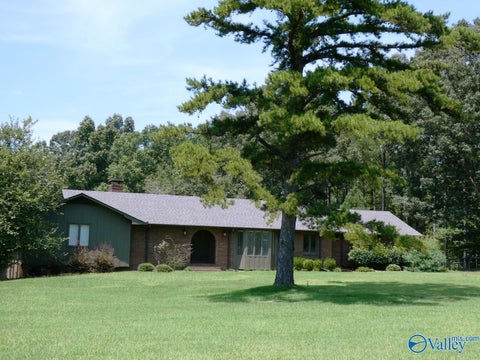 Homes For Sale - 1047 State Highway 44<br/> Marion County, Guin, AL 35563