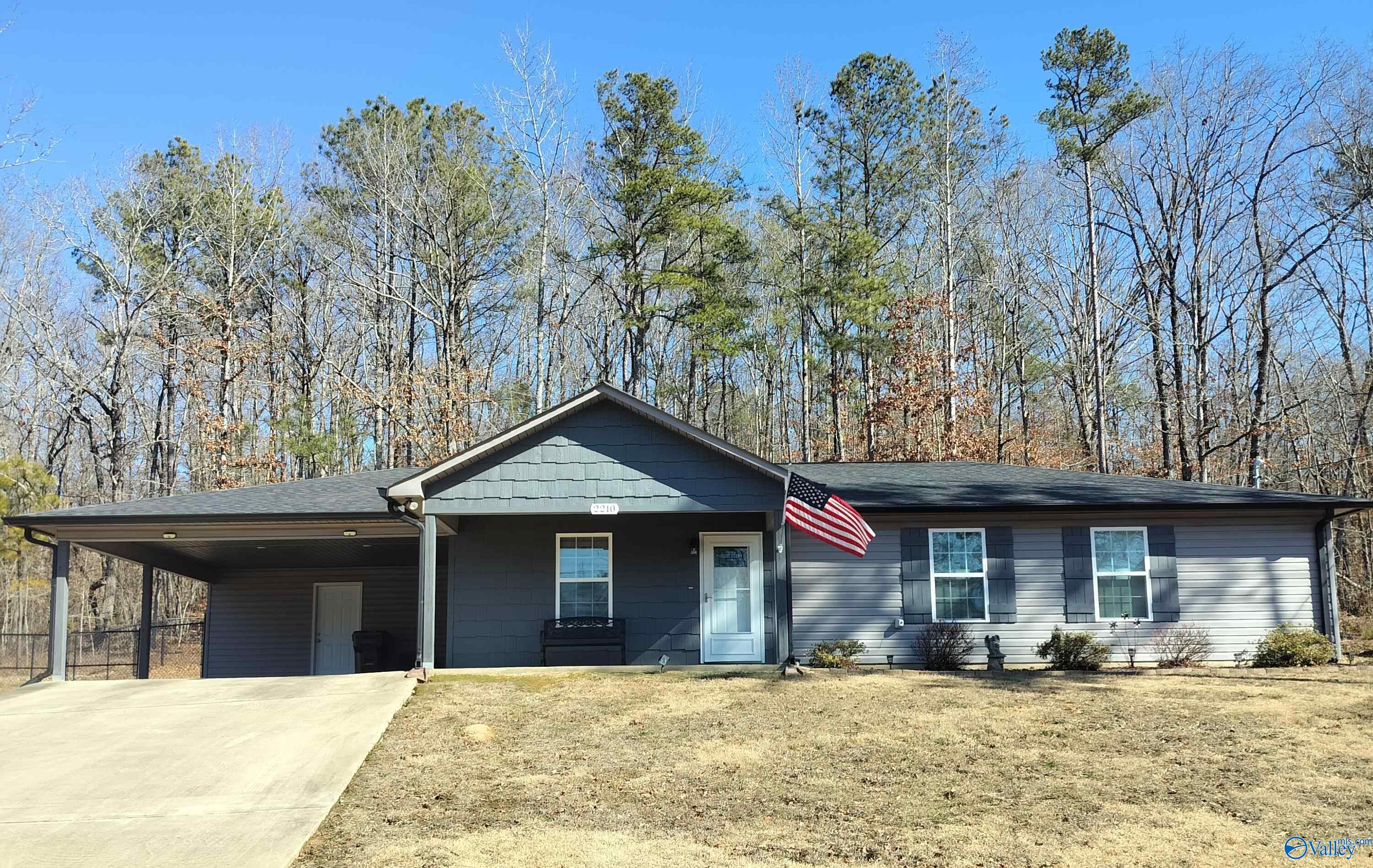 2210 Madison Loop, Southside, Alabama image 1