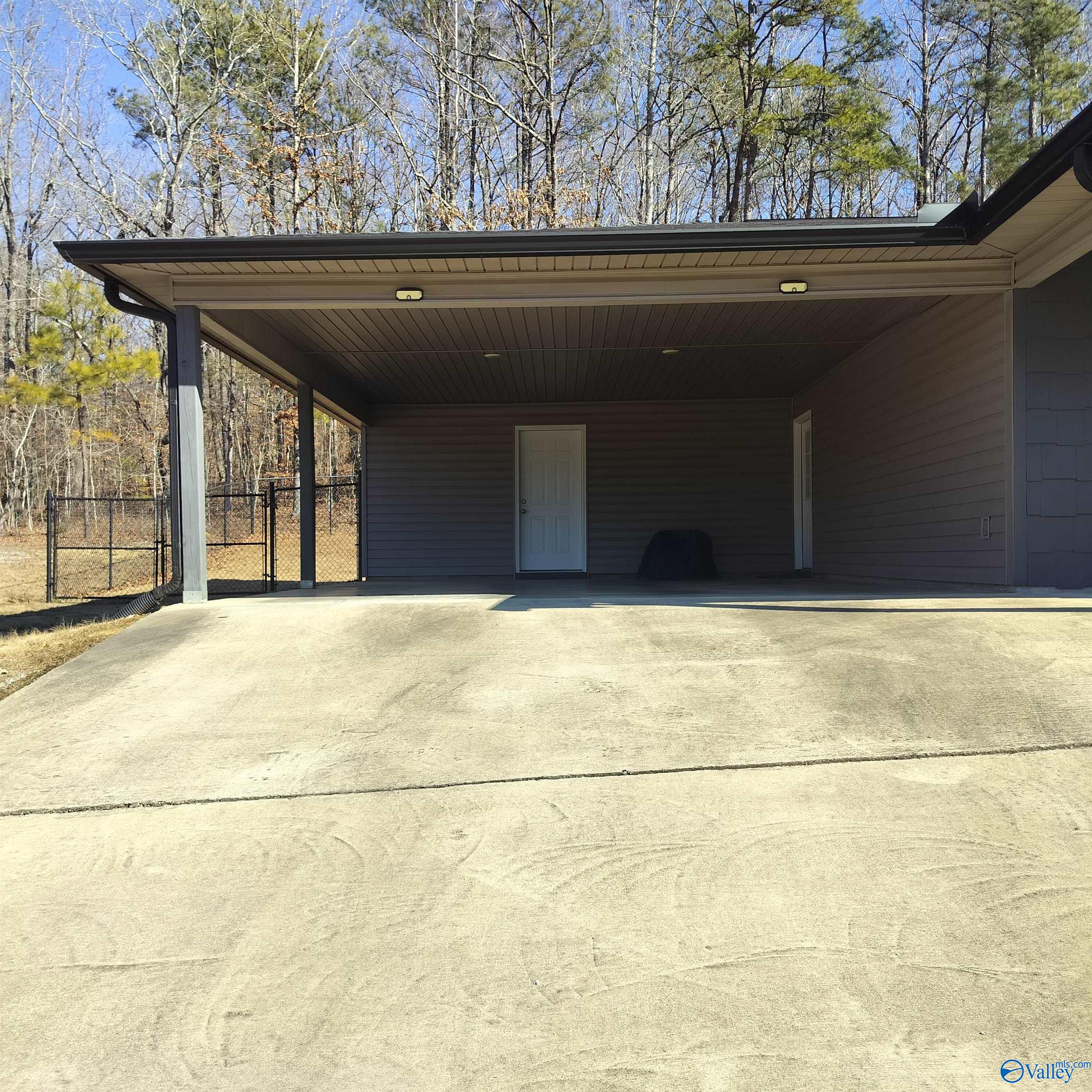 2210 Madison Loop, Southside, Alabama image 5