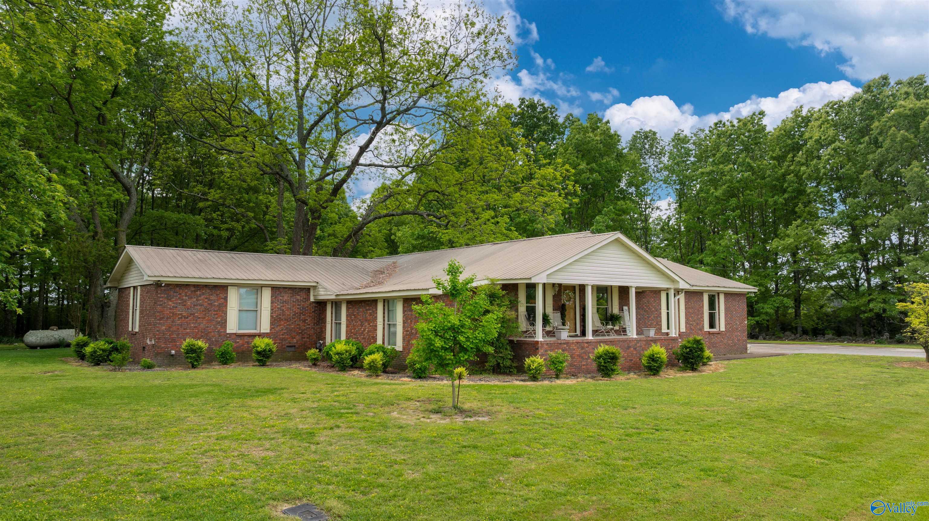 2061 County Road 76, Fyffe, Alabama image 33