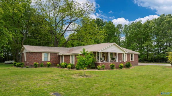 2061 COUNTY ROAD 76, FYFFE, AL 35971 - Image 81fb36a408c1a80491c06fbcd36f8efc/2687843809