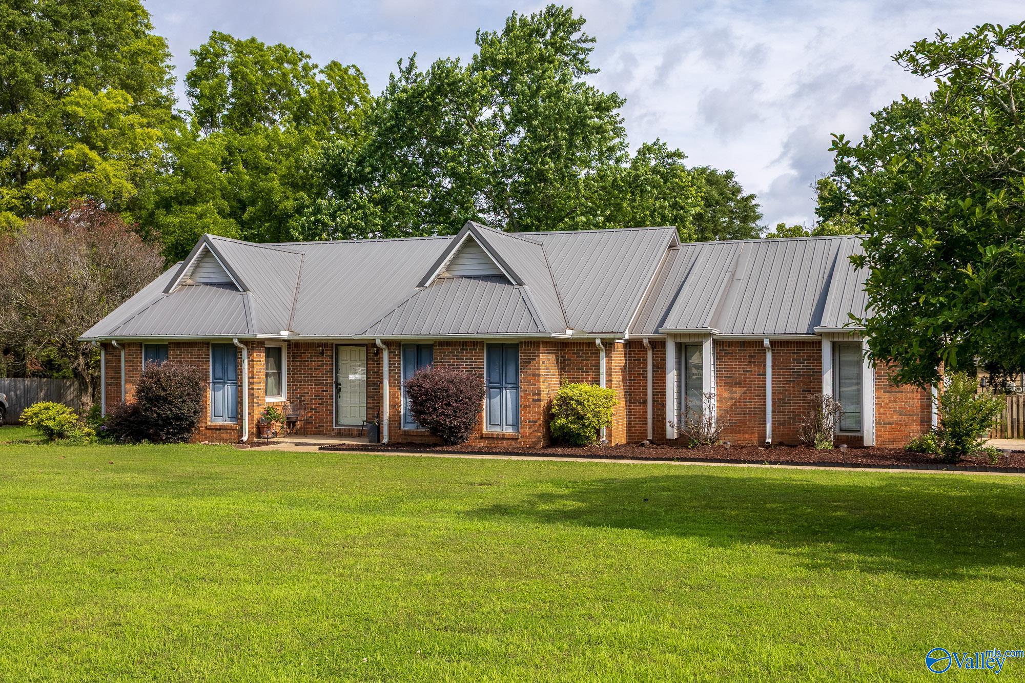 43 Terry Lane, Trinity, Alabama image 1