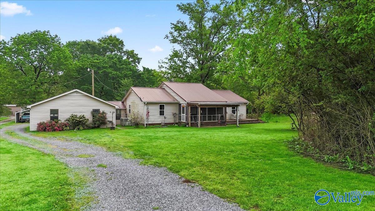 331 Scoles Road, Guntersville, Alabama image 2