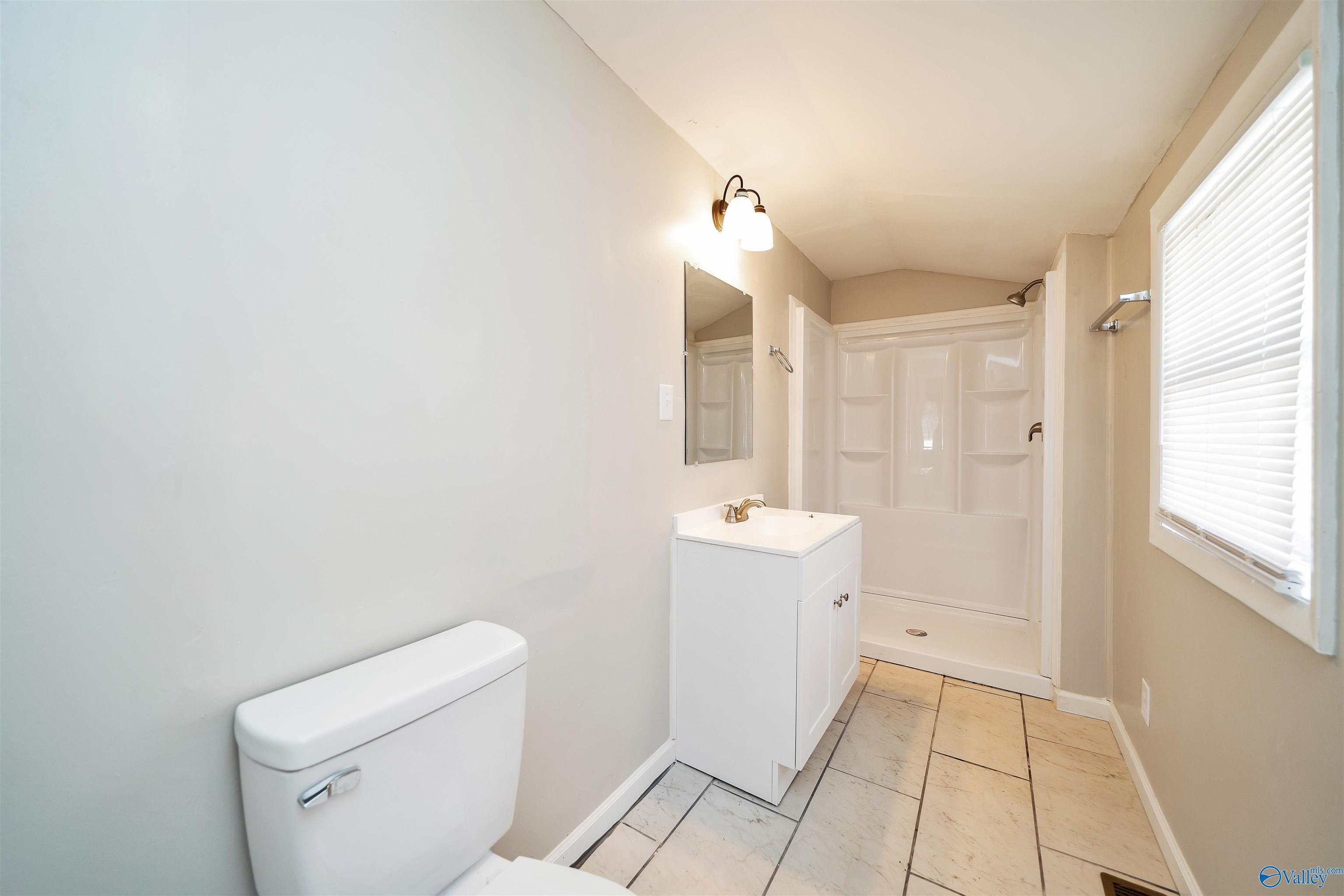 1733 Obrig Avenue, Guntersville, Alabama image 22