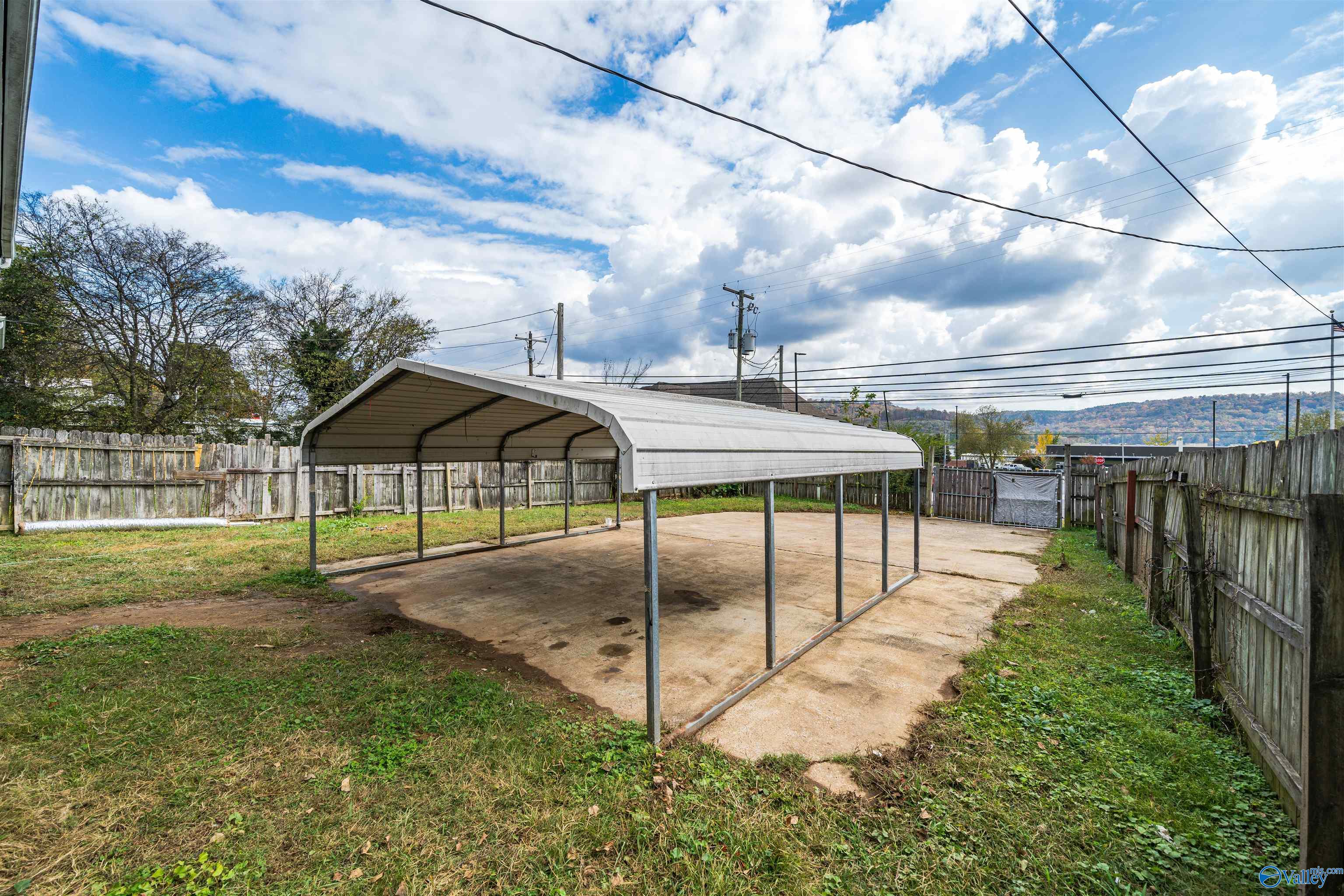 1733 Obrig Avenue, Guntersville, Alabama image 5
