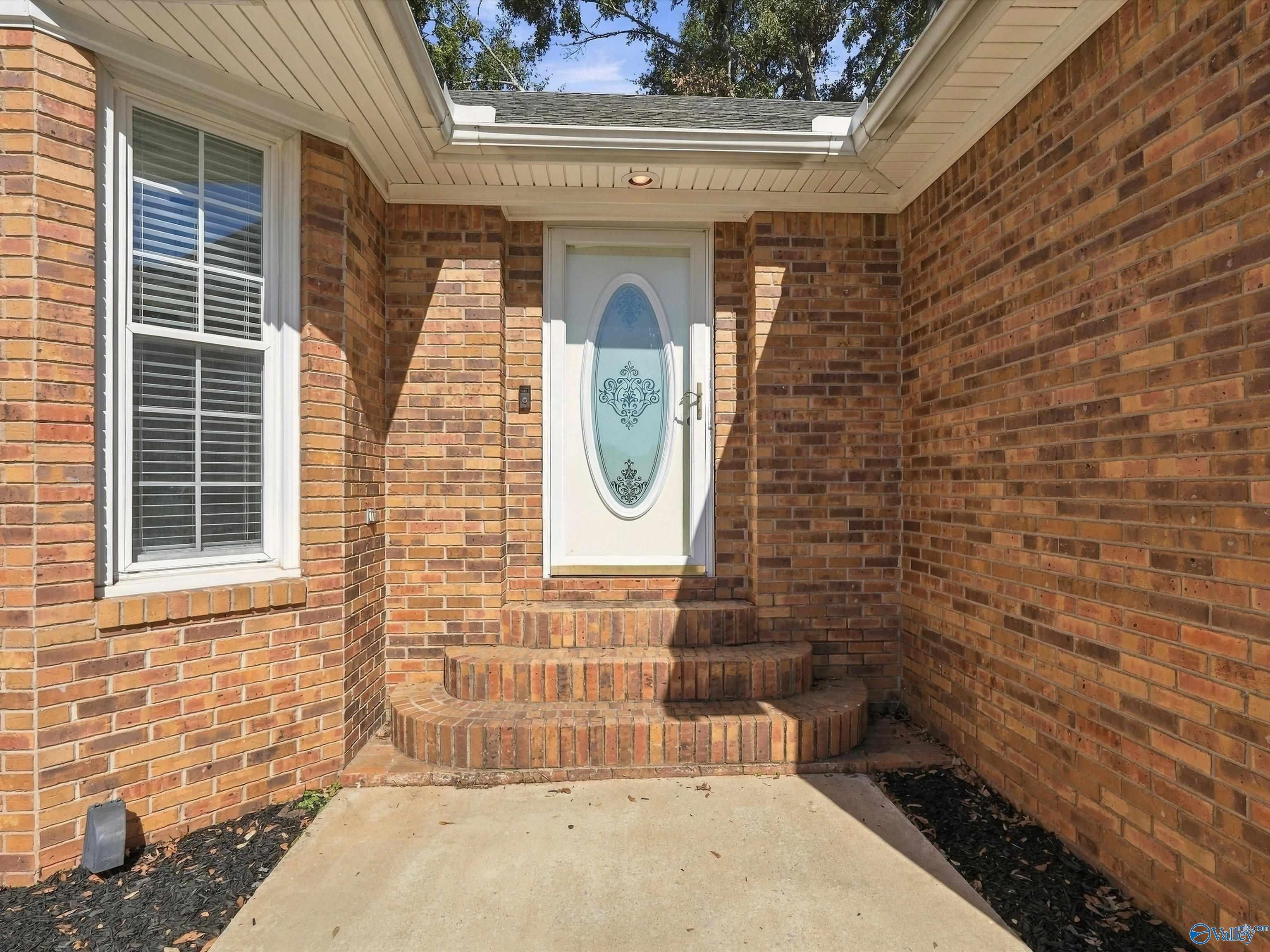 607 Summerlane SW