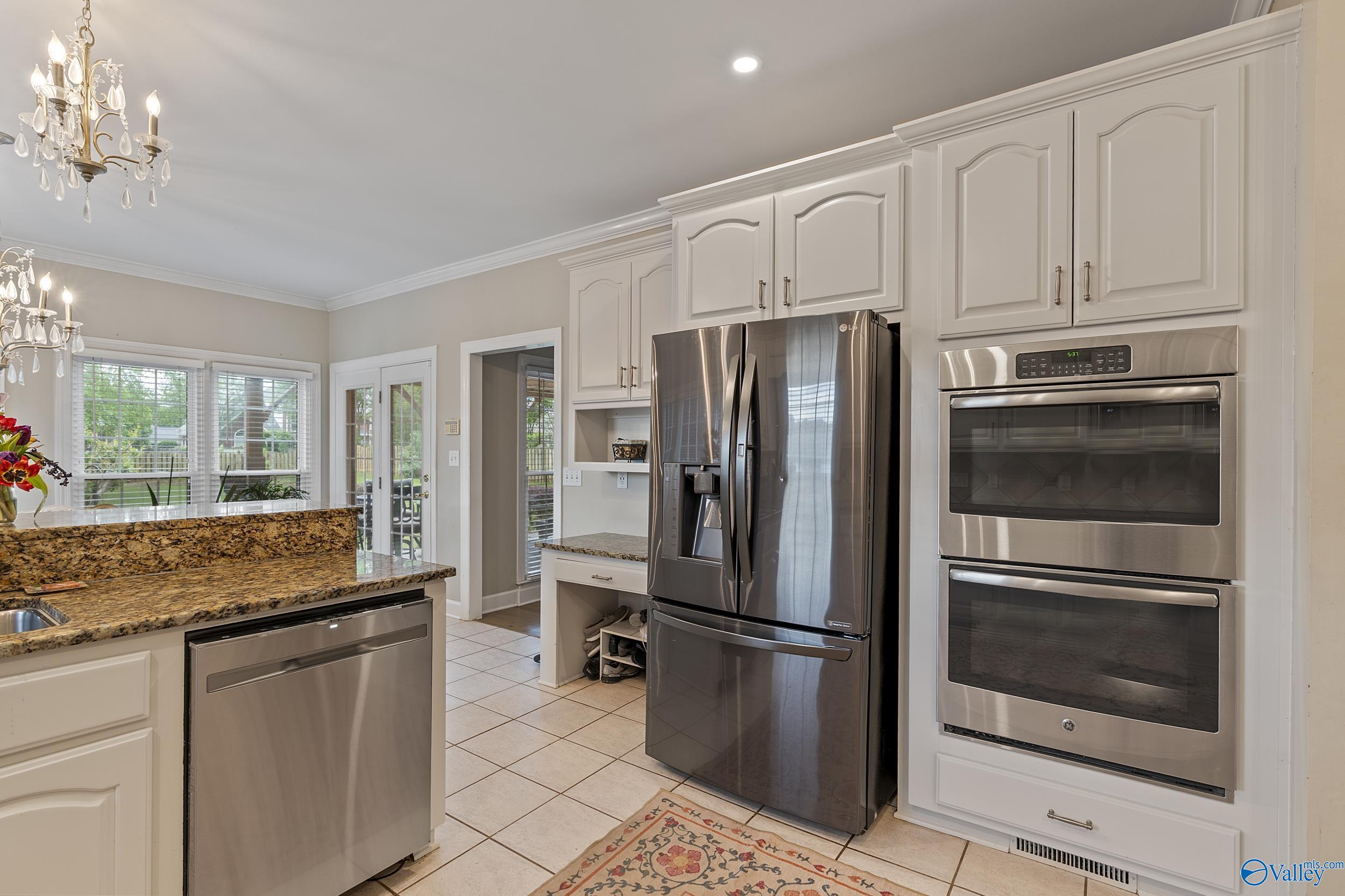 107 Thomas Woods Court, Huntsville, Alabama image 9